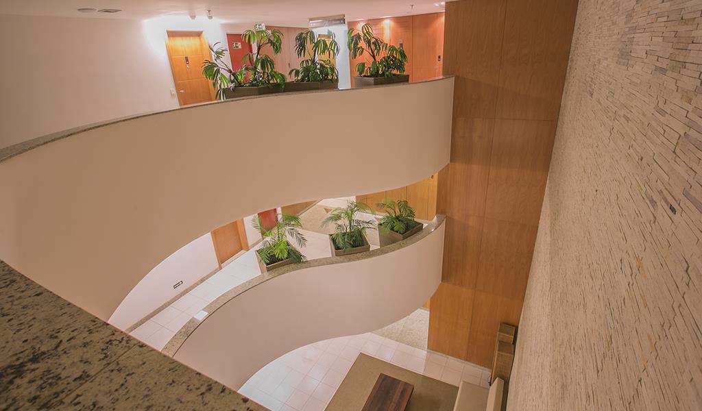 Life Hplus Long Hotel