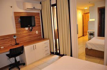 Life Hplus Long Hotel 3*